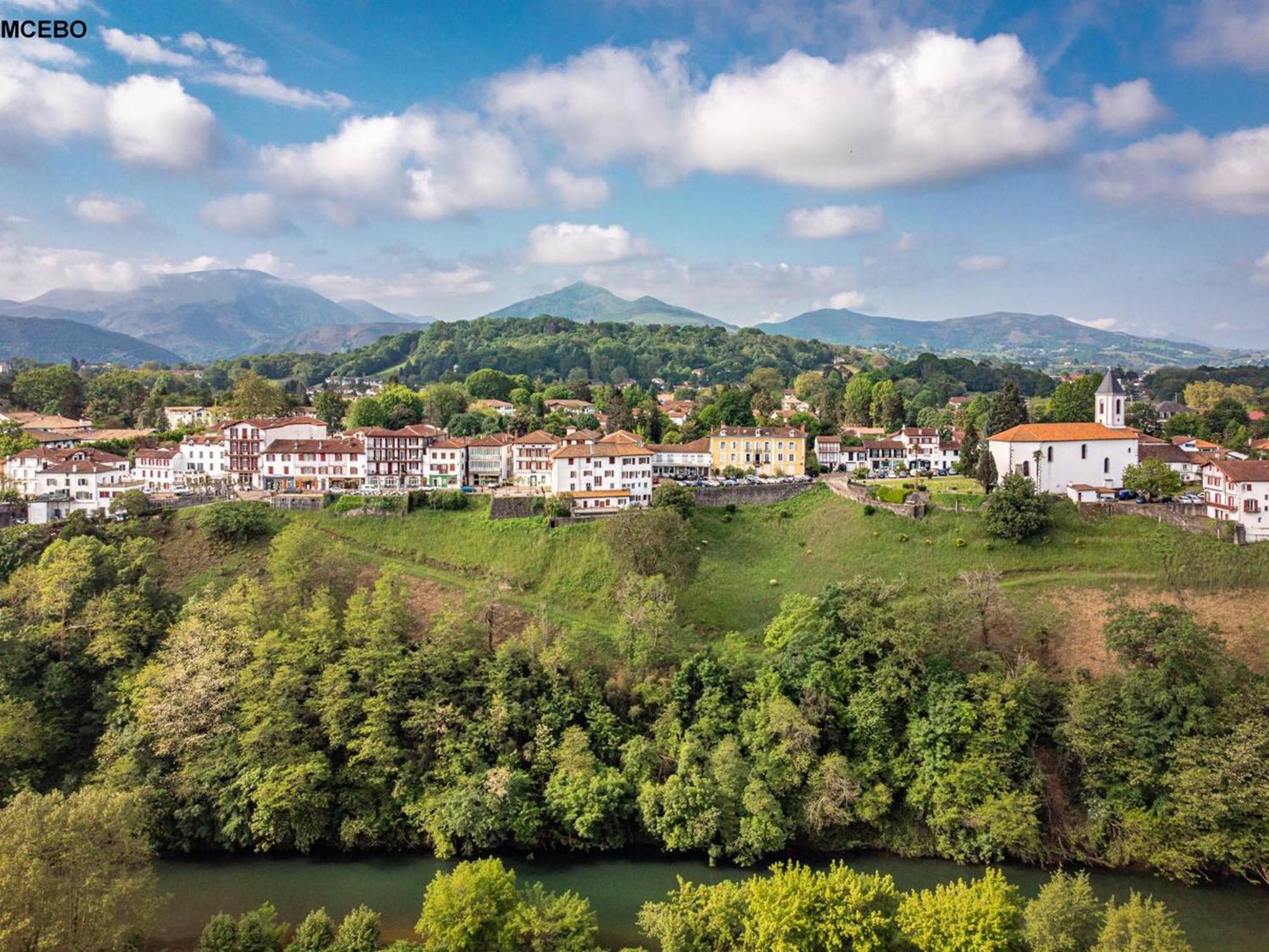 Studio Lilas A Cambo-Les-Bains : Terrasse, Parking, Proche Thermes, Internet, Animaux Acceptes - Fr-1-495-96 Экстерьер фото